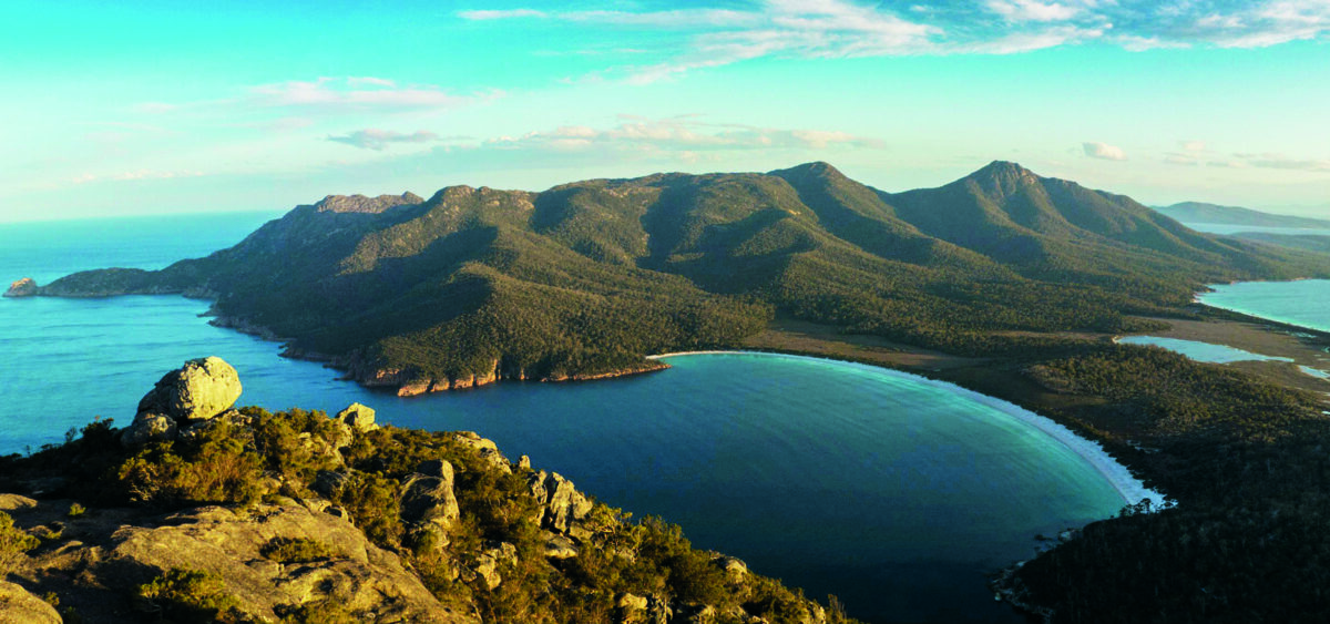 Smoke Over Tasmania