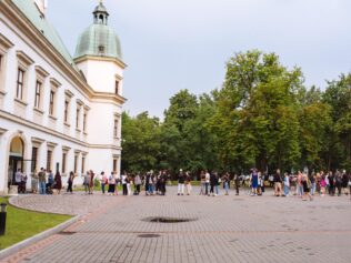 Żarty się skończyły, czyli niech żyje satyra, najważniejsza ze sztuk