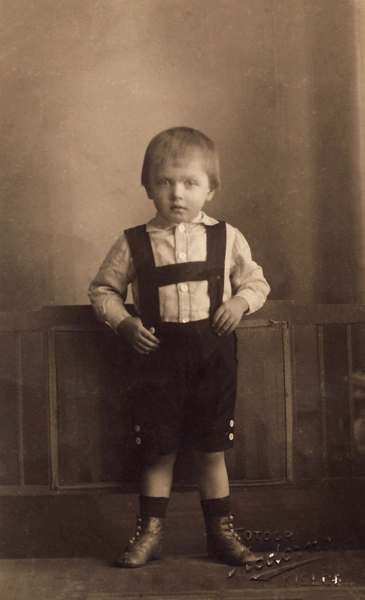Zbyszek, age three (with his boots made by his farther himself), photo: family archives
