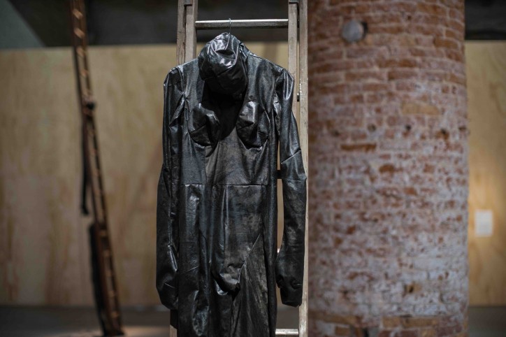 Alexandra Bircken, 2016-2019, 58. Biennale Sztuki w Wenecji „Obyś żył w ciekawych czasach”, zdjęcie: Andrea Avezzù, dzięki uprzejmości: Biennale w Wenecji 