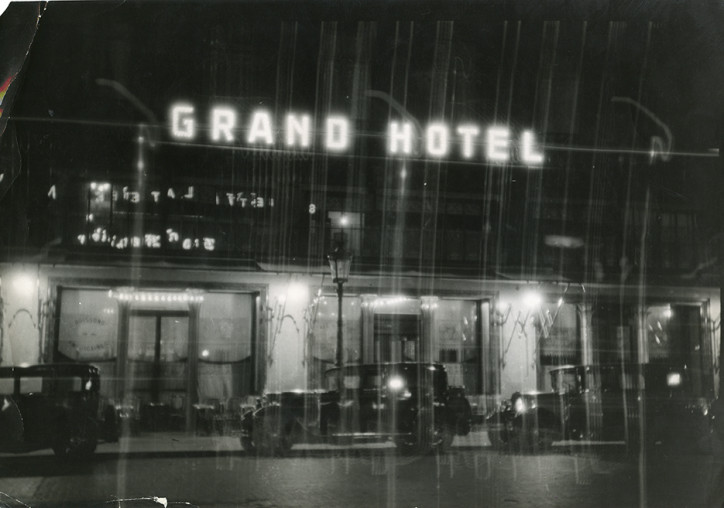 Janusz Maria Brzeski, Grand Hotel ok. 1936 r. 