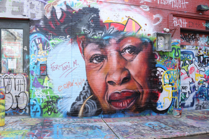 "Dla Toni M.", graffiti w Baltimore, 2019 r., Elvert Barnes; źródło: Elvert Barnes, Flickr (CC BY-SA 2.0)