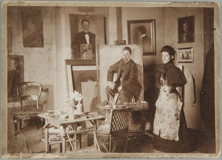 Olga Boznańska w monachijskiej pracowni, około 1896 r., Muzeum Narodowe w Krakowie