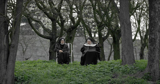 Kadr z filmu "Siostry", reż. Michał Hytroś