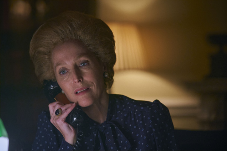 Gillian Anderson jako Margaret Thatcher w serialu "The Crown" (mat. prasowe)