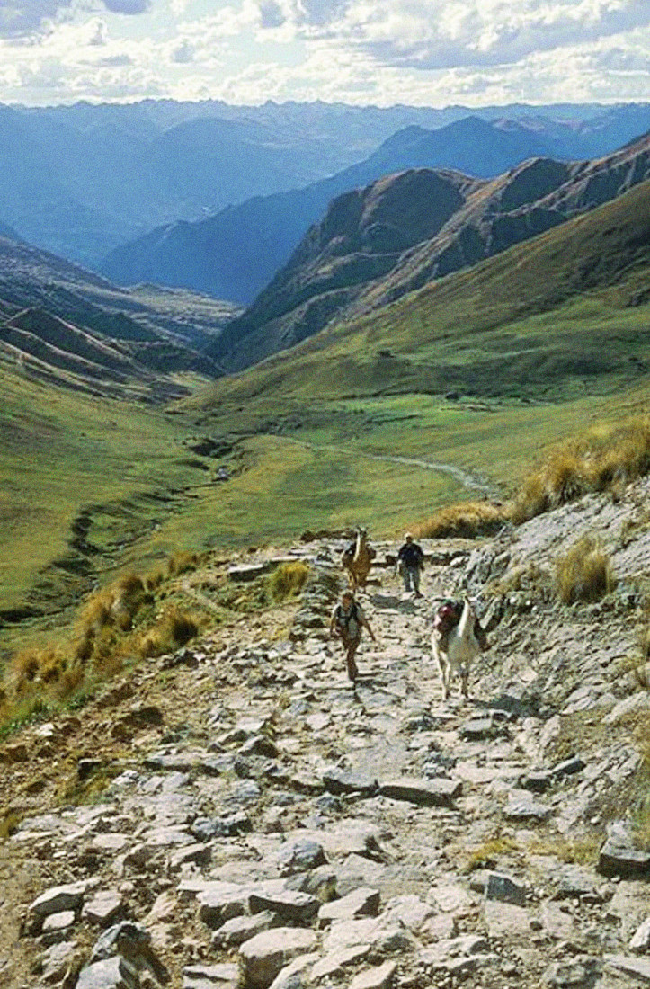 Odcinek Qhapaq Ñan biegnący w Peru na wschód od Cordillera Blanca; zdjęcie: Laurent Garnier (CC BY-SA 3.0)