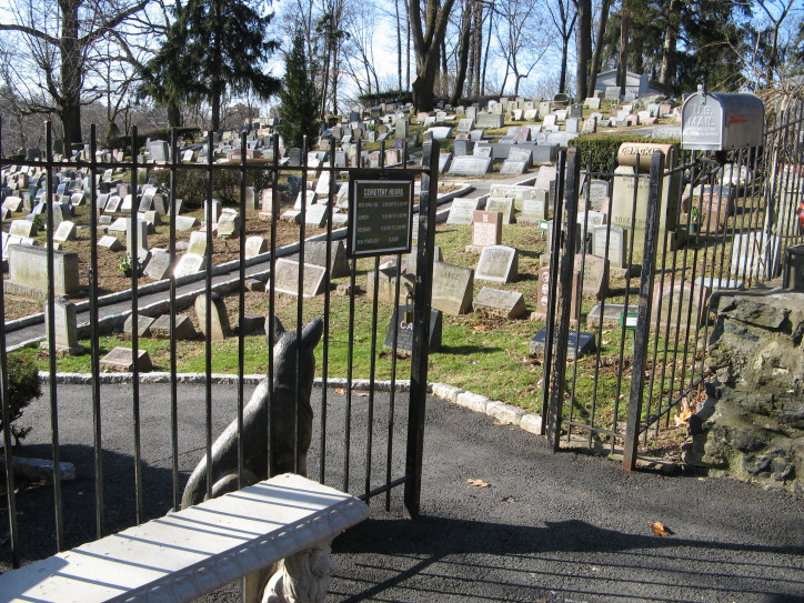 Hartsdale – cmentarz dla zwierząt w stanie Nowy Jork, zdjęcie: Natalie Maynor/Flickr (CC BY 2.0)